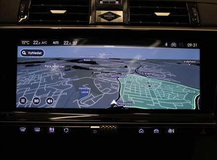 DS Automobiles - DS7 Crossback