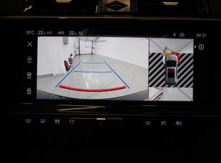 DS Automobiles - DS7 Crossback