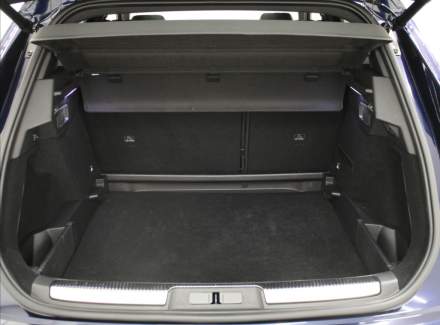 DS Automobiles - DS7 Crossback