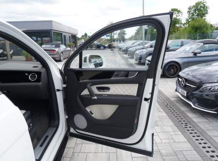 Bentley - Bentayga