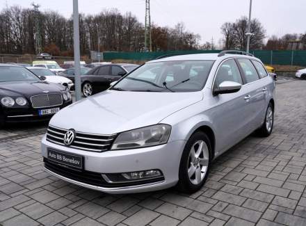 Volkswagen - Passat