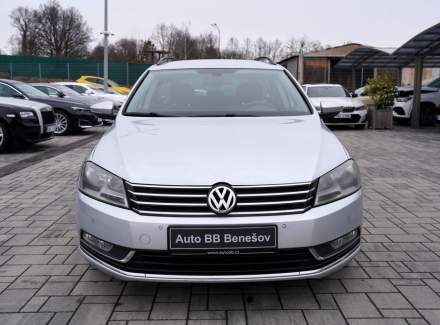 Volkswagen - Passat