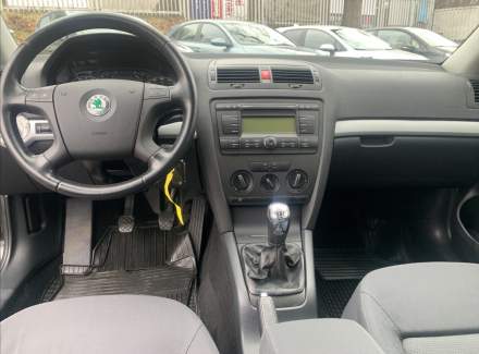 Škoda - Octavia
