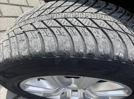 Land Rover - Range Rover Evoque