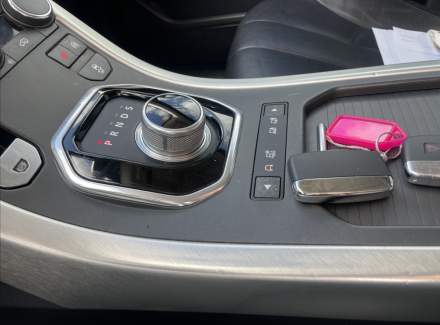 Land Rover - Range Rover Evoque
