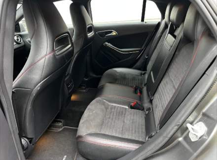 Mercedes-Benz - CLA