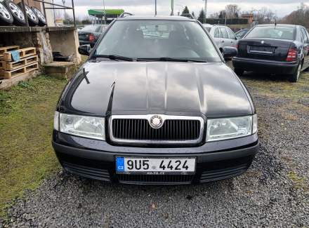 Škoda - Octavia