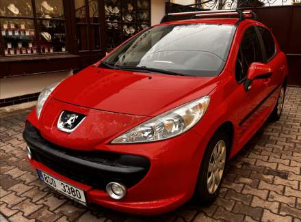 Peugeot - 207