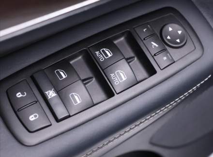 Jeep - Grand Cherokee