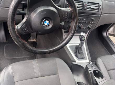 BMW - X3
