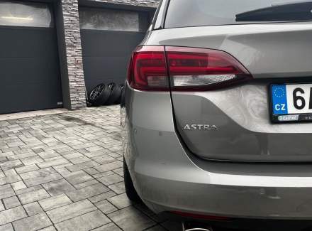 Opel - Astra