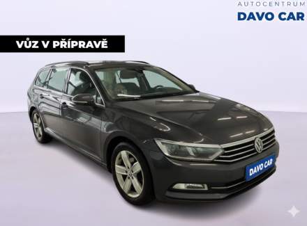Volkswagen - Passat