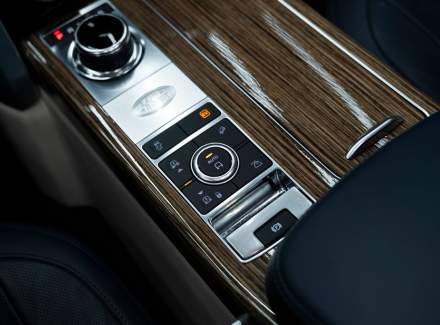 Land Rover - Range Rover