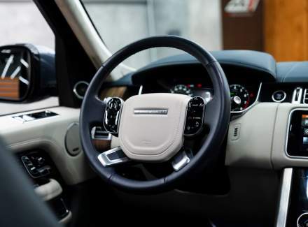 Land Rover - Range Rover