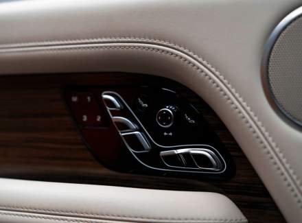 Land Rover - Range Rover