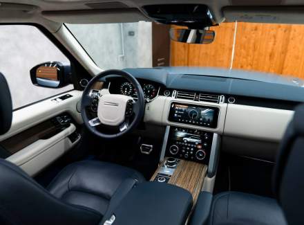 Land Rover - Range Rover