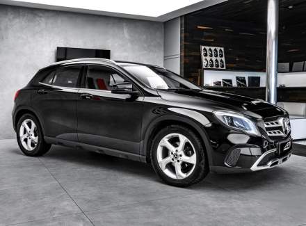 Mercedes-Benz - GLA