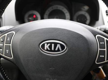 Kia - Cee'd