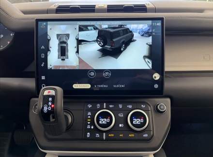 Land Rover - Defender