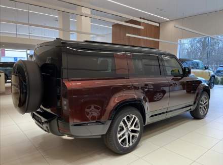 Land Rover - Defender