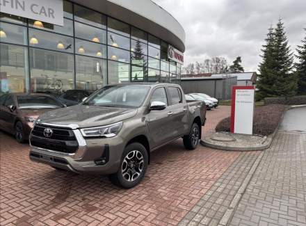 Toyota - Hilux