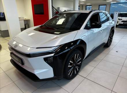 Toyota - bZ4X