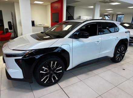 Toyota - bZ4X