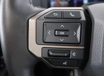 Toyota - Land Cruiser