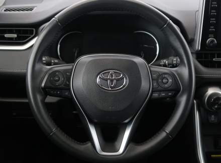 Toyota - RAV 4
