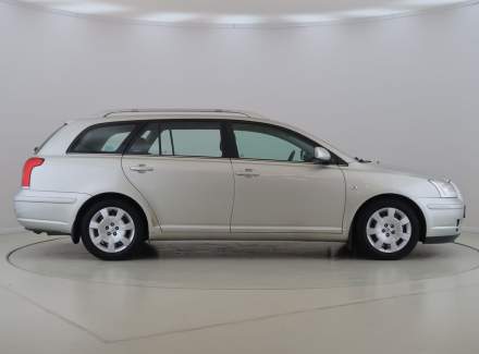 Toyota - Avensis