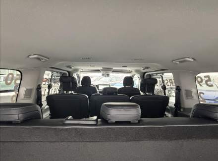 Volkswagen - Caravelle