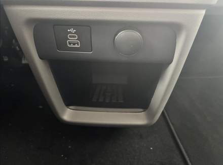 Volkswagen - Caravelle