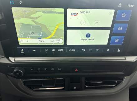 Volkswagen - Caravelle