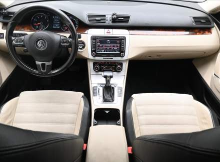 Volkswagen - Passat CC