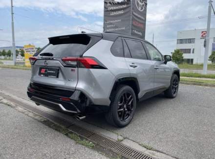 Toyota - RAV 4