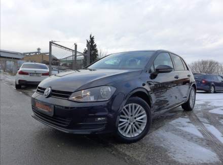 Volkswagen - Golf