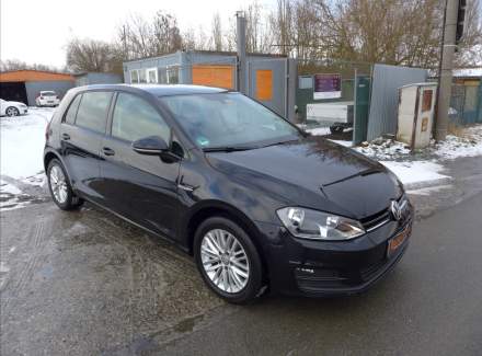 Volkswagen - Golf