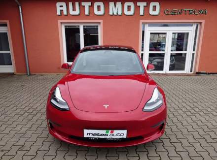 Tesla - Model 3
