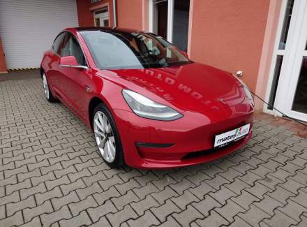 Tesla - Model 3