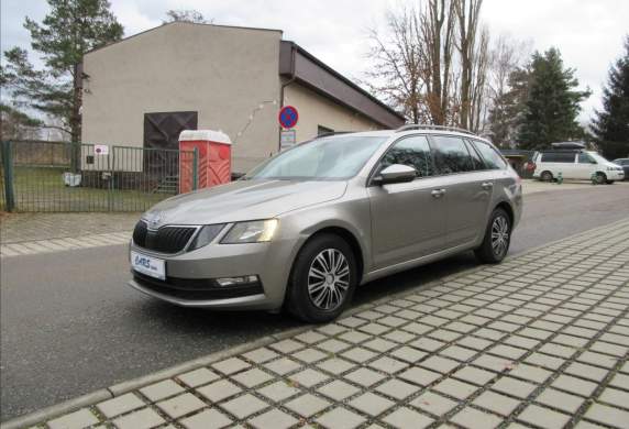 Škoda - Octavia