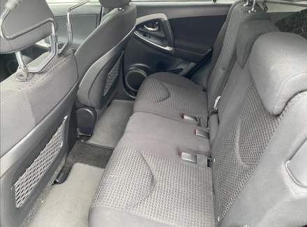 Toyota - RAV 4