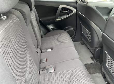 Toyota - RAV 4