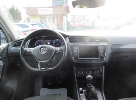 Volkswagen - Tiguan