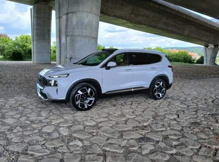 Hyundai - Santa FE