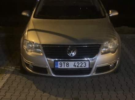 Volkswagen - Passat