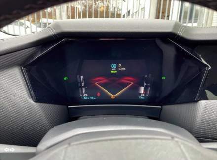 DS Automobiles - DS4