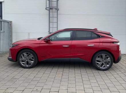 DS Automobiles - DS4