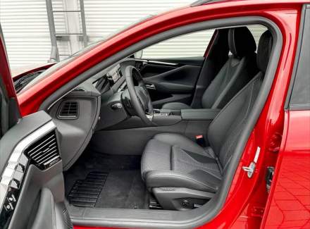 DS Automobiles - DS4