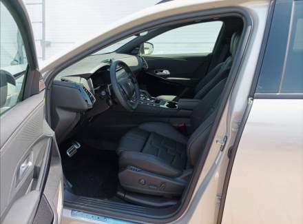 DS Automobiles - DS7 Crossback