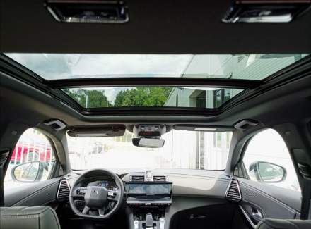 DS Automobiles - DS7 Crossback